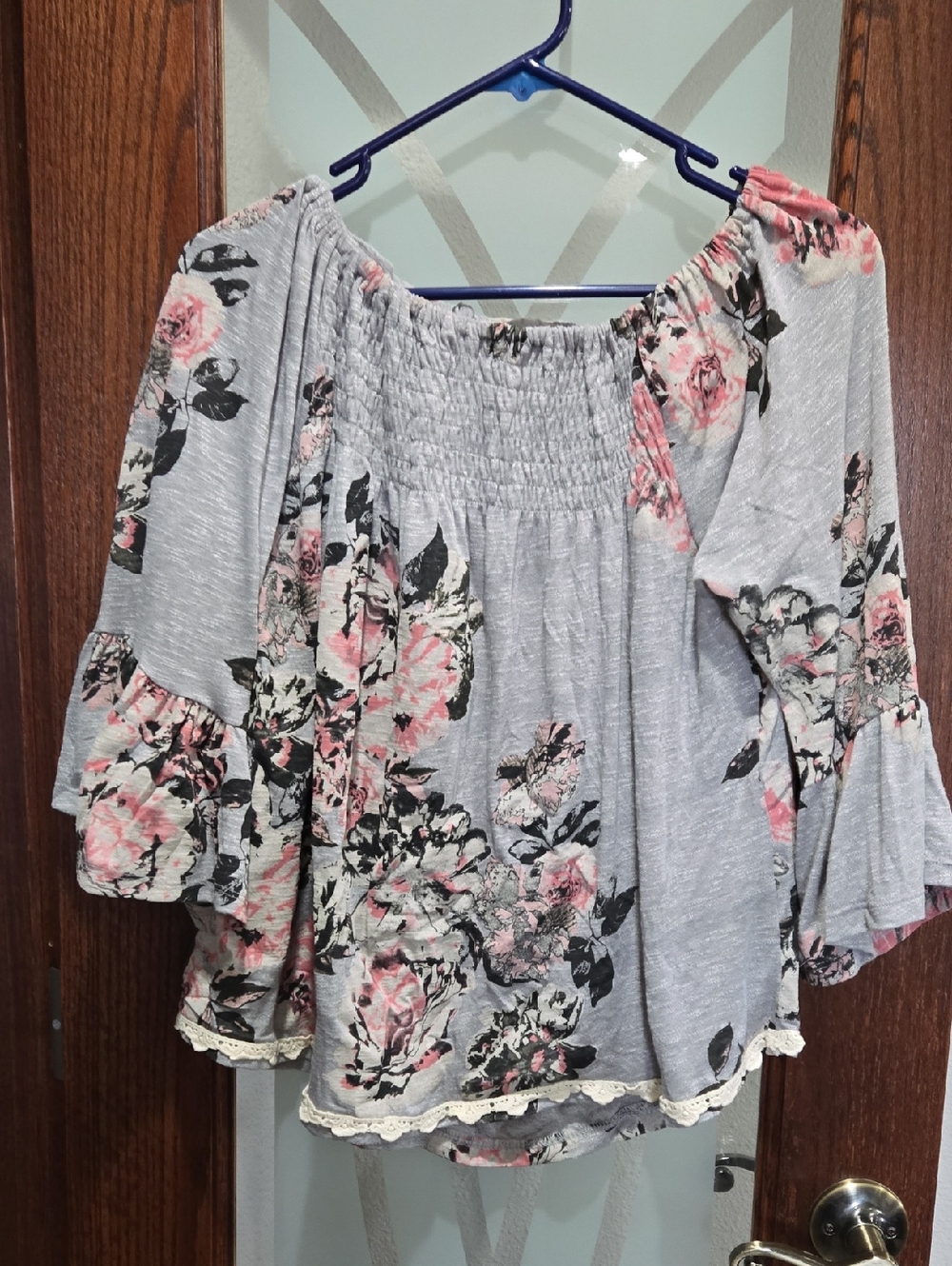 Maurices Light Gray Floral Off-Shoulder Top with Pink Flowers